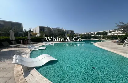 Pool image for: Townhouse - 4 Bedrooms - 4 Bathrooms for rent in Elan - Tilal Al Ghaf - Dubai, Image 1