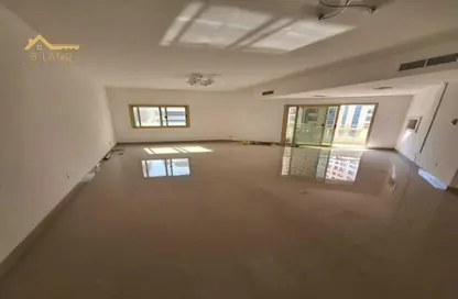 Apartment - 2 Bedrooms - 3 Bathrooms for rent in Al Majaz 2 - Al Majaz - Sharjah Apartment - 2 Bedrooms - 3 Bathrooms for rent in Al Majaz 2 - Al Majaz - Sharjah