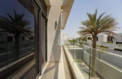 Villa - 4 Bedrooms - 6 Bathrooms for sale in West Yas - Yas Island - Abu Dhabi