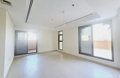 شقة - غرفة نوم - 2 حمامات للايجار في مبنى النوخاذة - الجداف - دبي