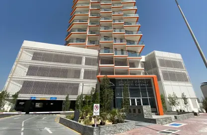 Apartment - 2 Bedrooms - 3 Bathrooms for rent in Binghatti Gateway - Al Jaddaf - Dubai