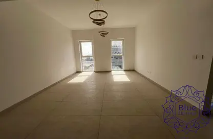 Apartment - 1 Bedroom - 2 Bathrooms for rent in Valoura Residence - Nad Al Sheba 1 - Nad Al Sheba - Dubai