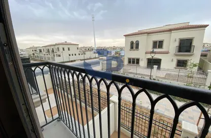 Townhouse - 3 Bedrooms - 4 Bathrooms for rent in Bloom Living - Zayed City (Khalifa City C) - Khalifa City - Abu Dhabi