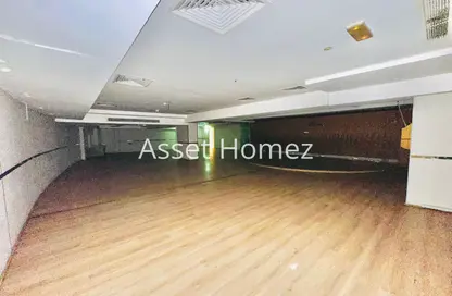 مكتب - استوديو - 3 حمامات للايجار في فندق فيرمونت - شارع الشيخ زايد - دبي