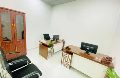 Office Space - Studio - 1 Bathroom for rent in Red Avenue - Al Garhoud - Dubai