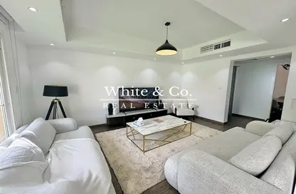 Villa - 2 Bedrooms - 3 Bathrooms for sale in Springs 3 - The Springs - Dubai