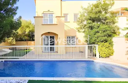 فيلا - 2 غرف نوم - 3 حمامات للايجار في الينابيع 11 - الينابيع - دبي