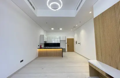 شقة - 3 غرف نوم - 3 حمامات للايجار في سنترال 1 - الخليج التجاري - دبي