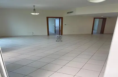 Apartment - 2 Bedrooms - 3 Bathrooms for rent in Lago Vista B - Lago Vista - Dubai Production City (IMPZ) - Dubai