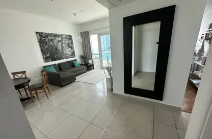 Apartment - 1 Bedroom - 2 Bathrooms for sale in Marina Pinnacle - Dubai Marina - Dubai