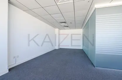 Empty Room image for: Office Space - Studio for rent in New Deira Building - Al Ras - Deira - Dubai, Image 1