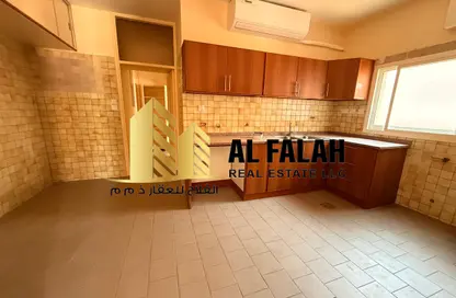 تاون هاوس - 4 غرف نوم - 4 حمامات للايجار في الرفاعة - الحيرة - الشارقة