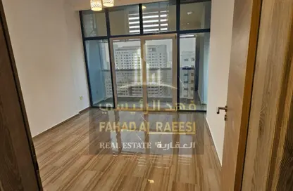 Apartment - 3 Bedrooms - 2 Bathrooms for rent in Ajman Corniche Residences - Ajman Corniche Road - Ajman