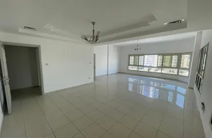 Apartment - 2 Bedrooms - 3 Bathrooms for rent in Al Majaz 1 - Al Majaz - Sharjah