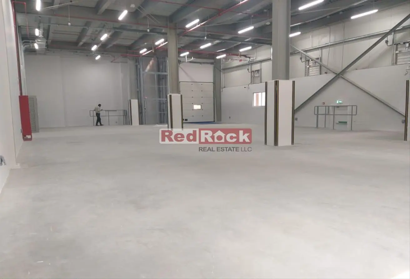 WAREHOUSE FOR RENT IN AL WARSAN