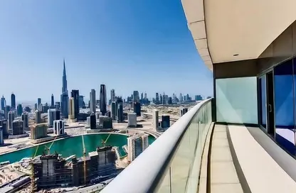 Apartment - 1 Bedroom - 2 Bathrooms for sale in DAMAC Towers by Paramount - Business Bay - Dubai