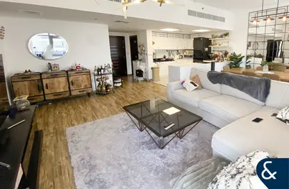 Apartment - 1 Bedroom - 2 Bathrooms for rent in Green Lakes Towers - JLT Cluster S - Jumeirah Lake Towers - Dubai