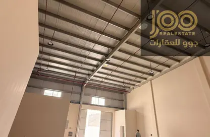 Warehouse - Studio - 1 Bathroom for rent in Umm Al Thuoob - Umm Al Quwain