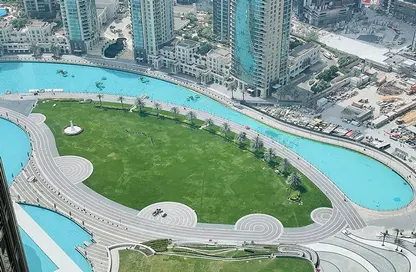 صورة لـ حوض سباحة شقة - غرفة نوم - 2 حمامات للايجار في برج A - برج خليفة - دبي وسط المدينة - دبي ، صورة رقم 1