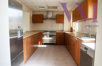 Kitchen image for: Townhouse - 3 Bedrooms - 4 Bathrooms for rent in Al Hamra Village Villas - Al Hamra Village - Ras Al Khaimah, Image 1