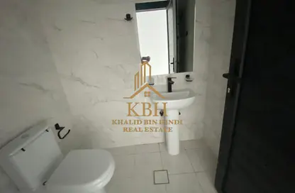 متجر - استوديو - 1 حمام للايجار في الفلاح - تجارية مويلح - الشارقة متجر - استوديو - 1 حمام للايجار في الفلاح - تجارية مويلح - الشارقة