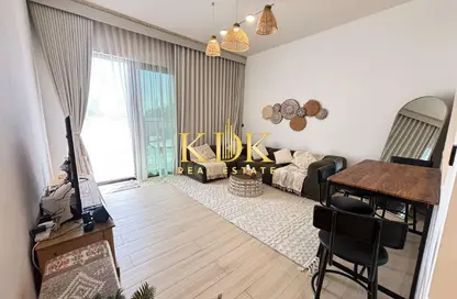 شقة - 2 غرف نوم - 3 حمامات للايجار في مرتفعات بن غاطي - الضاحية 10 - قرية الجميرا سركل - دبي شقة - 2 غرف نوم - 3 حمامات للايجار في مرتفعات بن غاطي - الضاحية 10 - قرية الجميرا سركل - دبي