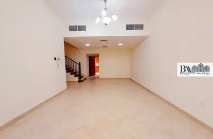 Villa - 3 Bedrooms - 4 Bathrooms for rent in Abu Hail - Deira - Dubai