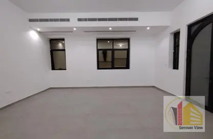 شقة - غرفة نوم - 2 حمامات للايجار في مدينة الرياض - أبوظبي