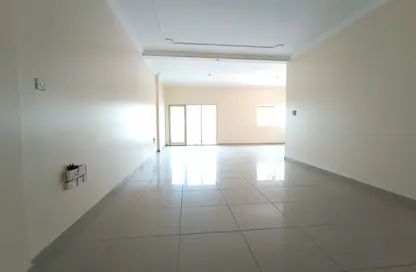 Apartment - 3 Bedrooms - 4 Bathrooms for rent in Taliatela Street - Al Nahda - Sharjah