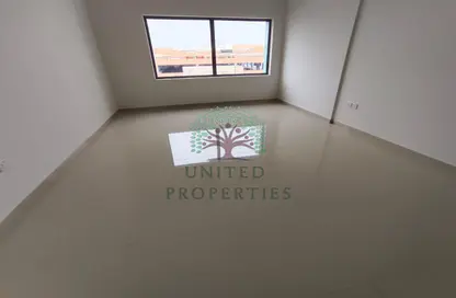 Empty Room image for: Apartment - 1 Bathroom for rent in Uptown Al Zahia - Sharjah, Image 1