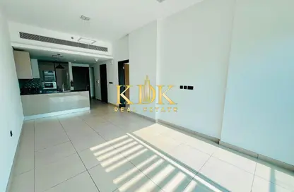 شقة - غرفة نوم - 2 حمامات للايجار في برج ريجيل - قرية الجميرا سركل - دبي شقة - غرفة نوم - 2 حمامات للايجار في برج ريجيل - قرية الجميرا سركل - دبي