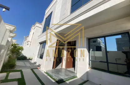 Villa - 5 Bedrooms - 6 Bathrooms for sale in Hoshi - Al Badie - Sharjah