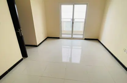 Apartment - 2 Bedrooms - 2 Bathrooms for rent in Al Jurf - Ajman Downtown - Ajman