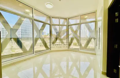 Apartment - 1 Bedroom - 2 Bathrooms for rent in Jumeirah Garden City - Al Satwa - Dubai