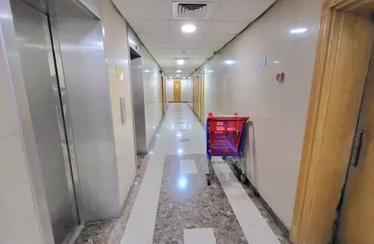 Apartment - 3 Bedrooms - 3 Bathrooms for rent in Saeed Al Alami Building - Al Taawun - Sharjah