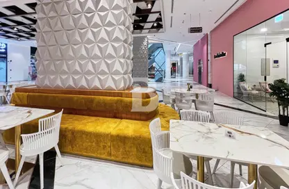 Shop - Studio for rent in Al Hudaiba Mall - Al Hudaiba - Al Satwa - Dubai