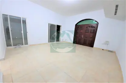 شقة - 1 حمام للايجار في مركز محمد بن زايد - مدينة محمد بن زايد - أبوظبي