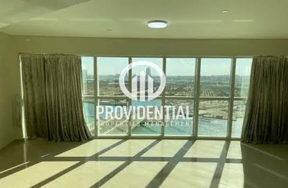 Apartment - 2 Bedrooms - 3 Bathrooms for rent in RAK Tower - Marina Square - Al Reem Island - Abu Dhabi