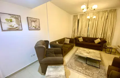 Apartment - 2 Bedrooms - 2 Bathrooms for rent in Al Khan Lagoon - Al Khan - Sharjah