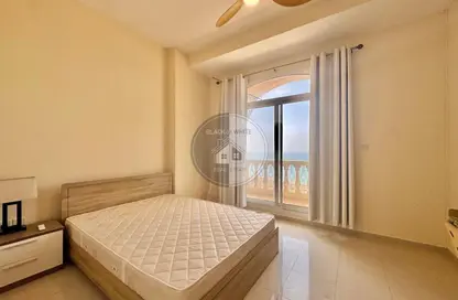 شقة - 3 غرف نوم - 4 حمامات للايجار في 5 رويال بريز - رويال بريز - قرية الحمرا - رأس الخيمة