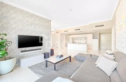 Apartment - 2 Bedrooms - 3 Bathrooms for sale in Iris Blue - Dubai Marina - Dubai