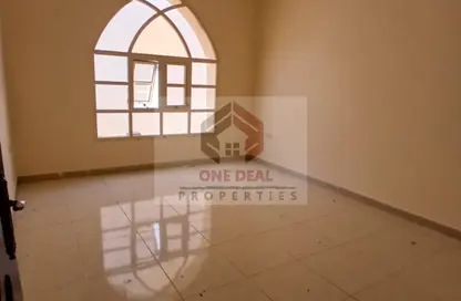 Apartment - 2 Bedrooms - 2 Bathrooms for rent in Al Jimi - Al Ain