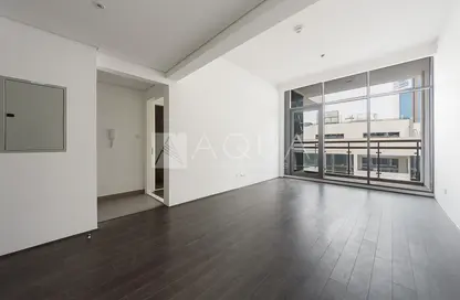 Empty Room image for: Apartment - 1 Bedroom - 2 Bathrooms for rent in J8 - Al Sufouh 1 - Al Sufouh - Dubai, Image 1