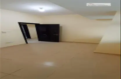 Empty Room image for: Apartment - 1 Bedroom - 1 Bathroom for rent in Shabia - Mussafah - Abu Dhabi, Image 1