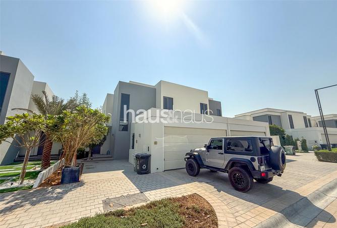 15240119 - Property Main Image