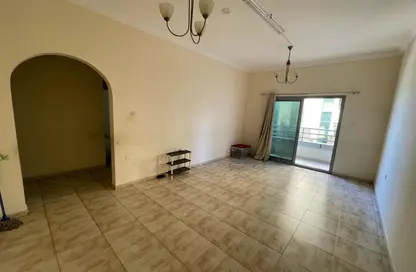 Apartment - 2 Bedrooms - 3 Bathrooms for rent in Al Majaz 1 - Al Majaz - Sharjah
