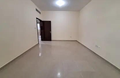 Apartment - 2 Bedrooms - 3 Bathrooms for rent in Shabiya 9 - Shabiya - Mussafah - Abu Dhabi
