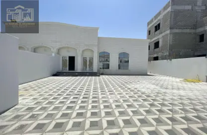 فيلا - 3 غرف نوم - 5 حمامات للايجار في نغمة 1 - نغمة - العين