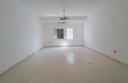 Villa - 4 Bedrooms - 4 Bathrooms for rent in Al Jazzat - Al Riqqa - Sharjah