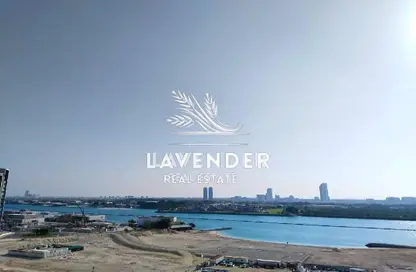 Apartment - 2 Bedrooms - 3 Bathrooms for sale in Marina Bay by DAMAC - Najmat Abu Dhabi - Al Reem Island - Abu Dhabi